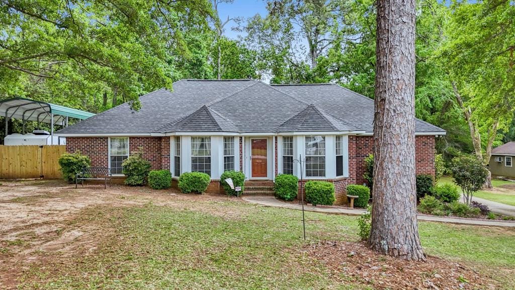 4404 Woodcrest Dr, Albany, GA 31721