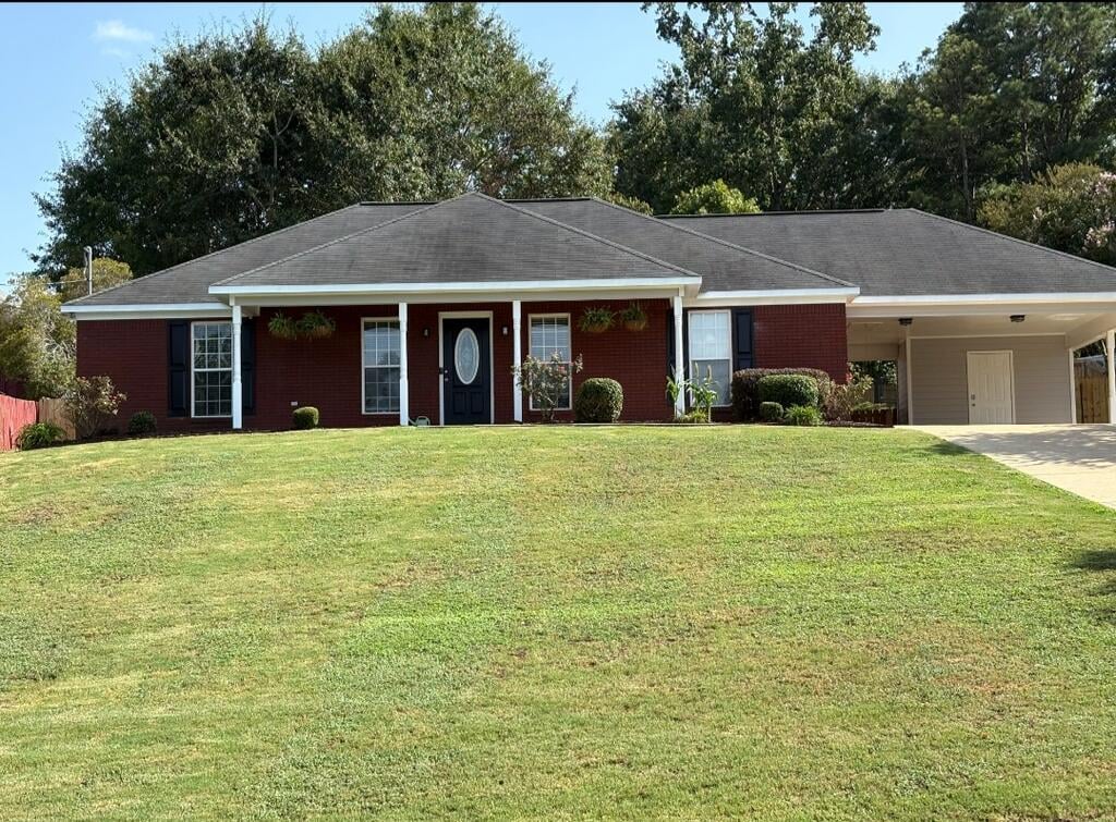 54 Lee Rd 2108, Phenix City, AL 36870
