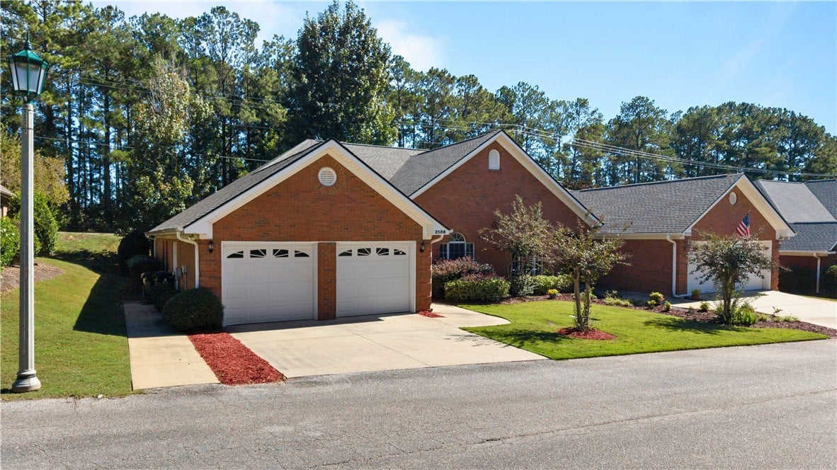 2586 Mill Creek Rd, Auburn, AL 36832