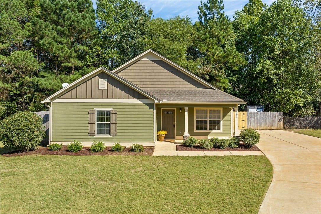 397 EMBRY, Auburn, AL, 36830