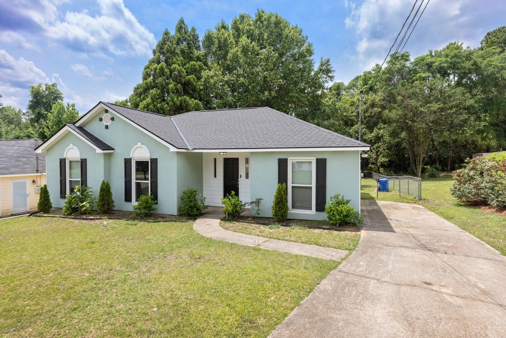 7935 Crescent Dr, Columbus, GA 31909
