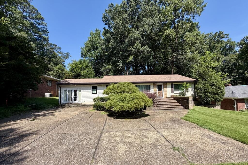 2344 Howell Mill Rd NW, Atlanta, GA 30318