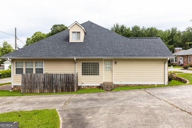 206 Cedarwood Ln, Thomaston, GA 30286