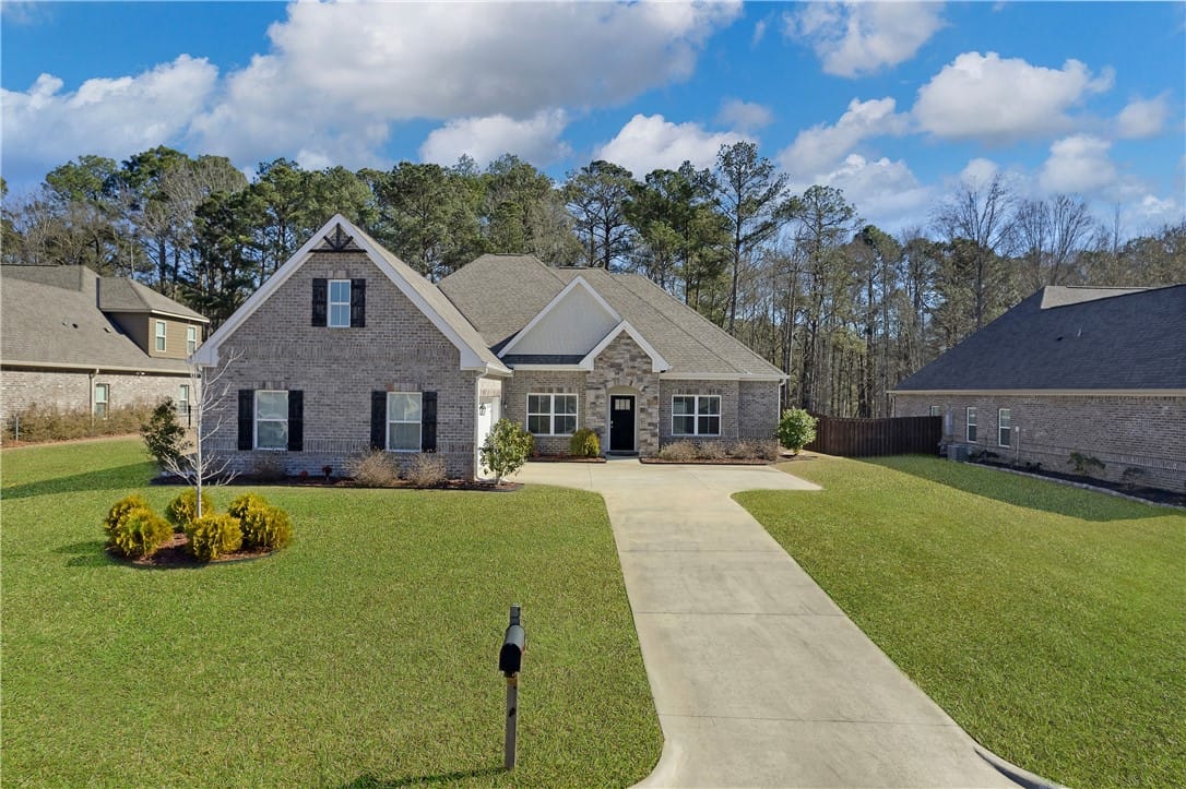 533 East Towne Lake Parkway, Opelika, AL, 36804