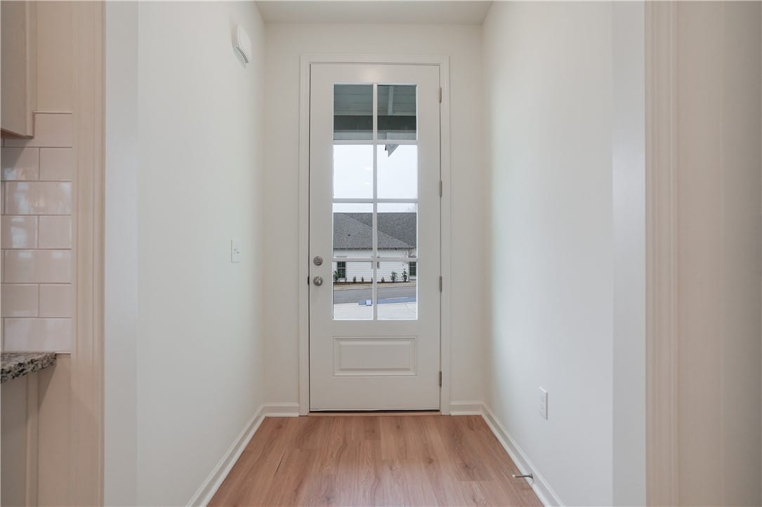 1085 Woodland Circle, Opelika, AL 36801, USA — Photo 2