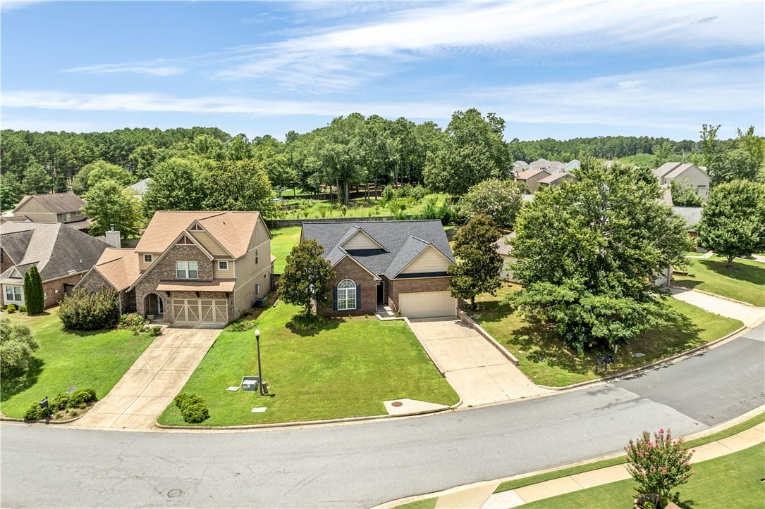 2201 Redtail Ln, Auburn, AL 36879