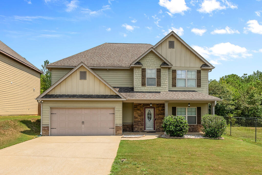 1904 Westminster Dr, Phenix City, AL 36870