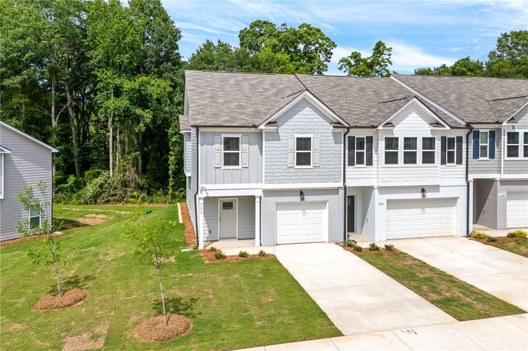 1215 McCoy St, Opelika, AL 36801