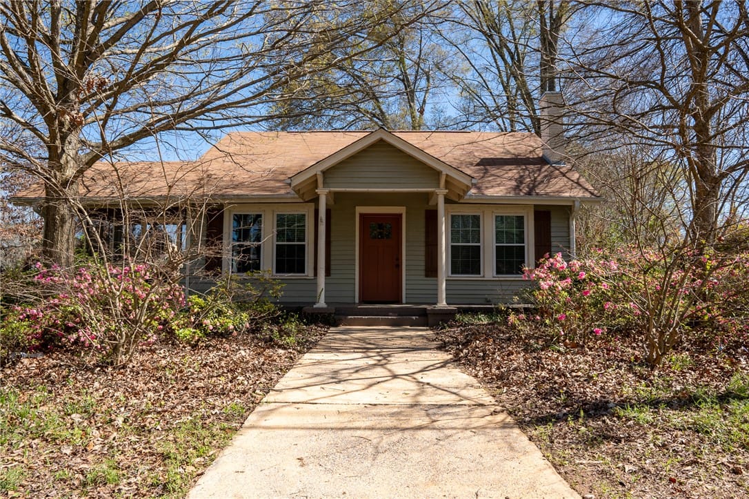 709 Avenue E, Opelika, AL 36801, USA — Photo 1