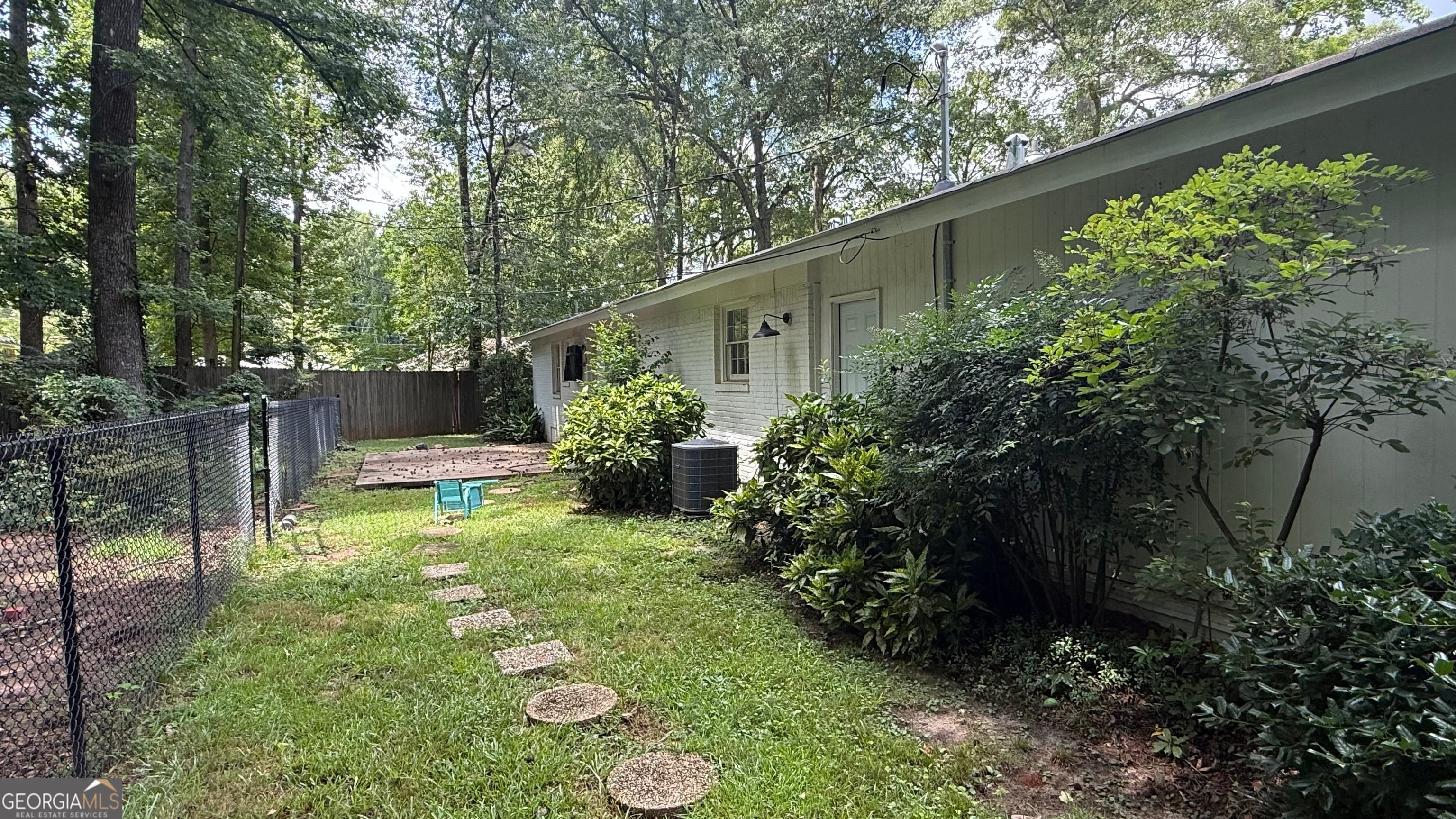 509 Nelson Dr, Thomaston, GA 30286