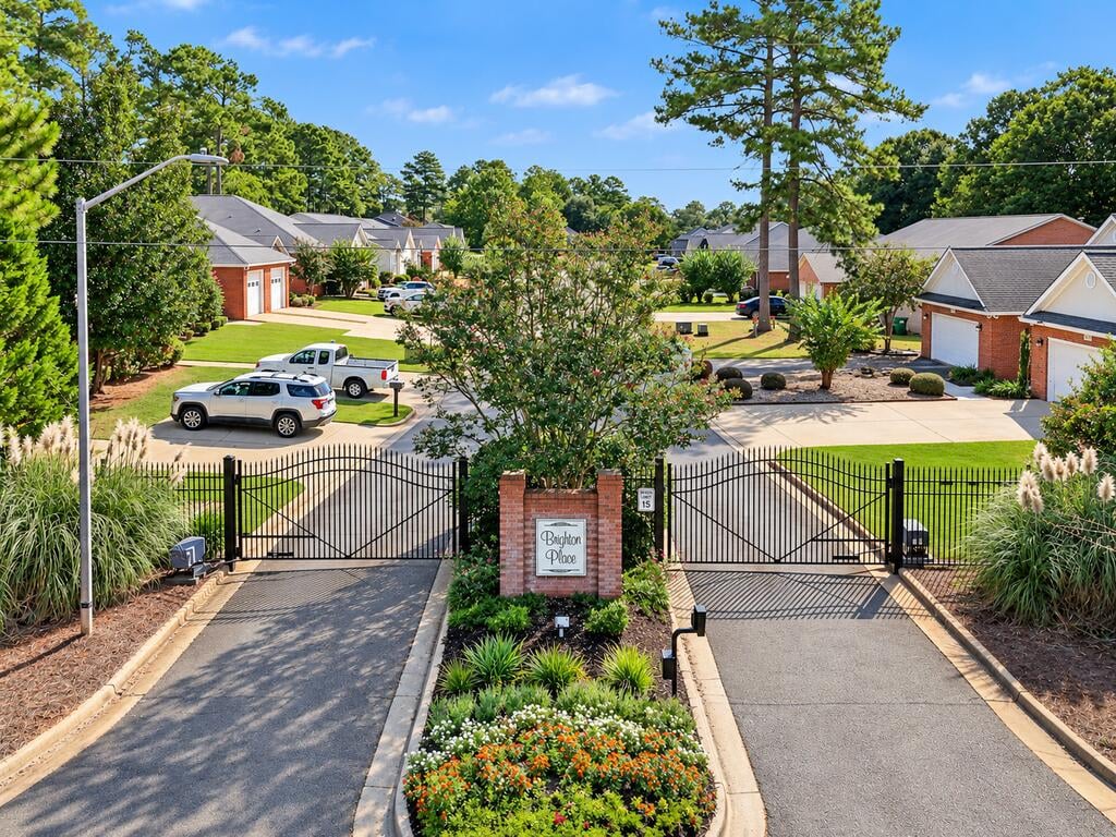 3125 Wax Myrtle Ln, Albany, GA 31721