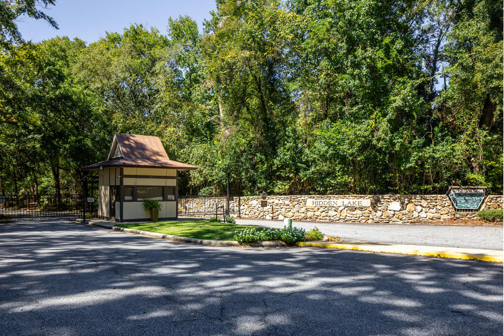 2525 Norris Rd #106, Columbus, GA 31907