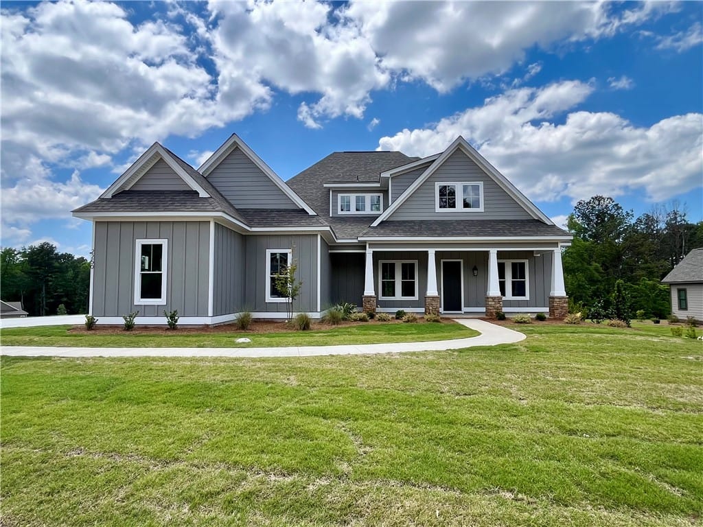 2250 Quail Cv, Opelika, AL 36801, USA, Attached Double Garage w/ Golf Cart Garage.