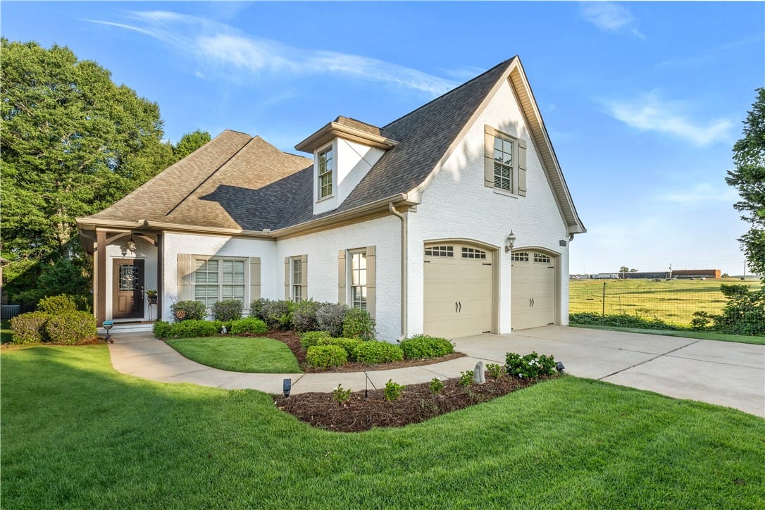 1584 Overhill Court, Auburn, AL, 36832