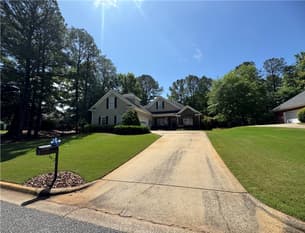 1392 ABERDEEN, Auburn, AL, 36830