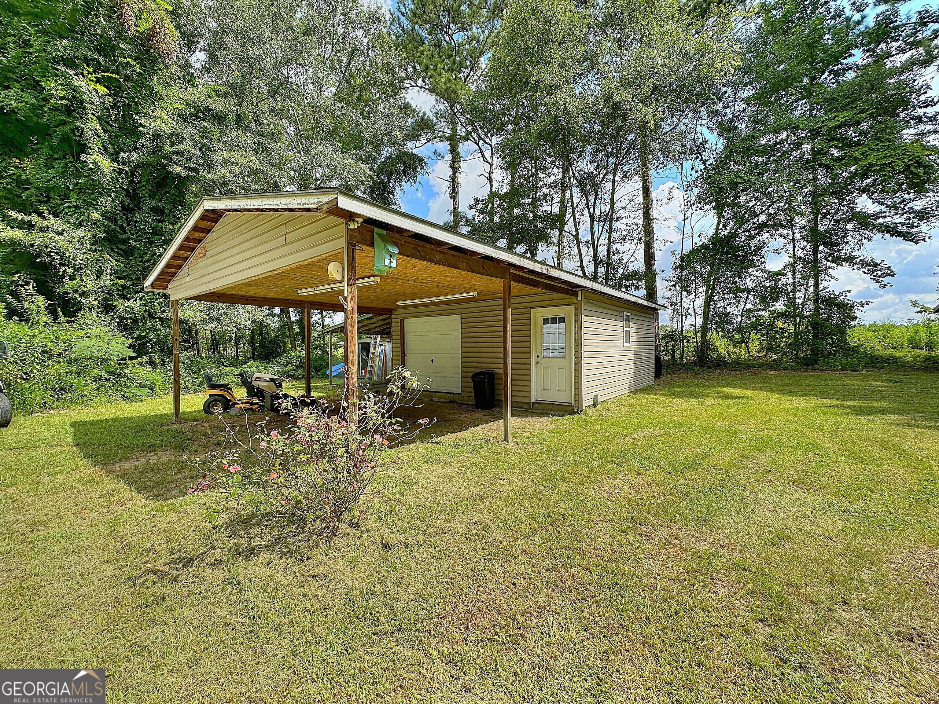 1363 Old Chipley Rd, Pine Mountain, GA 31822