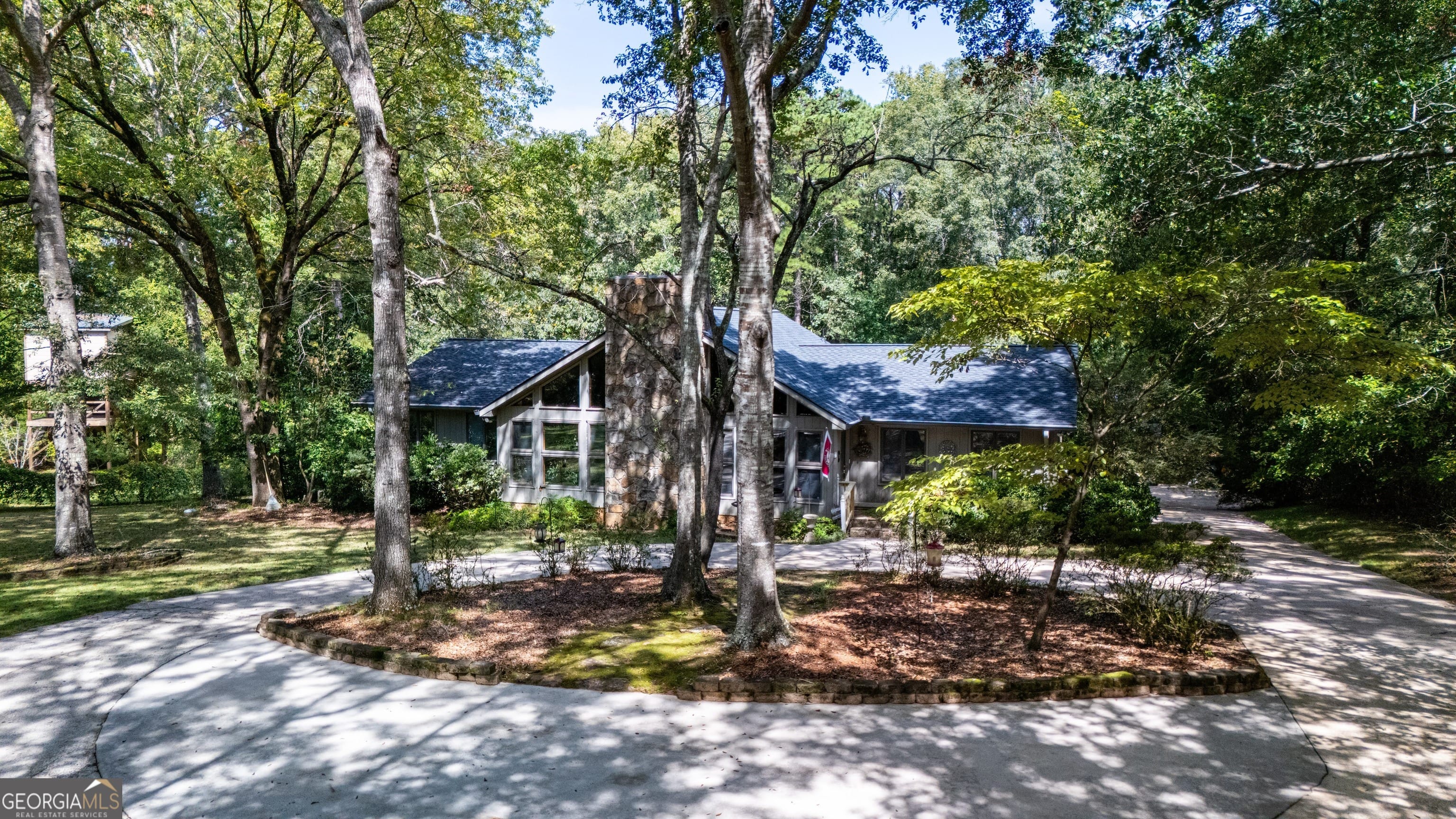 4004 White Oak Dr, LaGrange, GA 30240