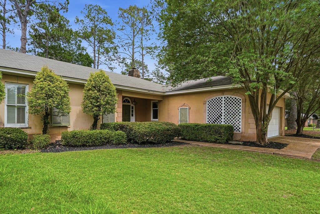 2316 Old Dominion Rd, Albany, GA 31721