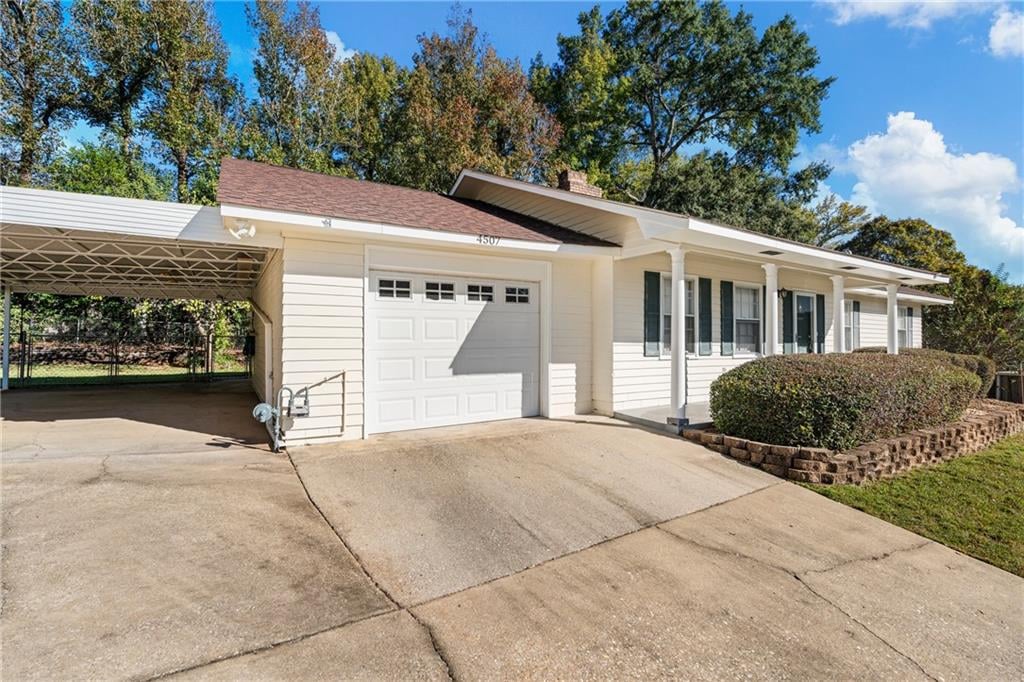 4507 Crane Ct, Phenix City, AL 36867