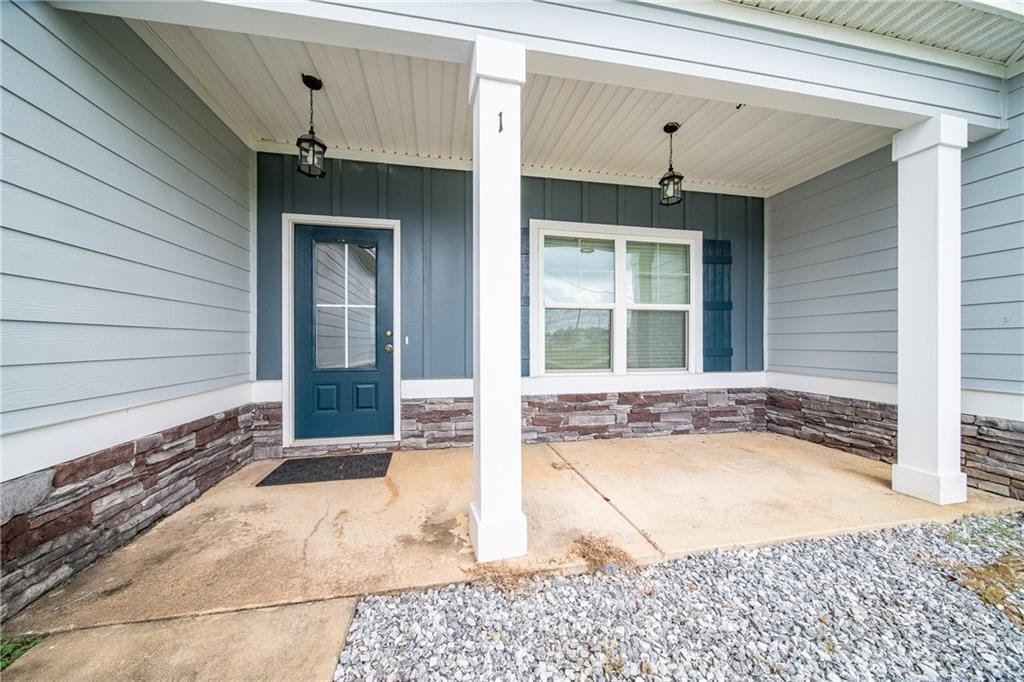1 Belmont Dr, Fort Mitchell, AL 36856