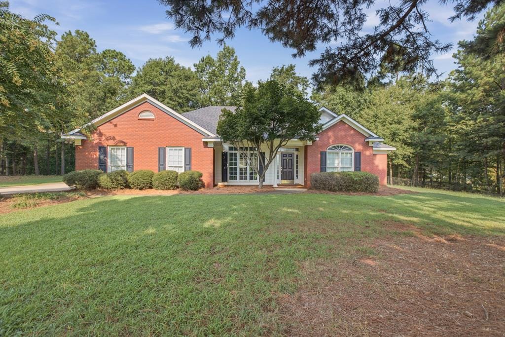 169 Wagon Wheel Dr, Ellerslie, GA 31807