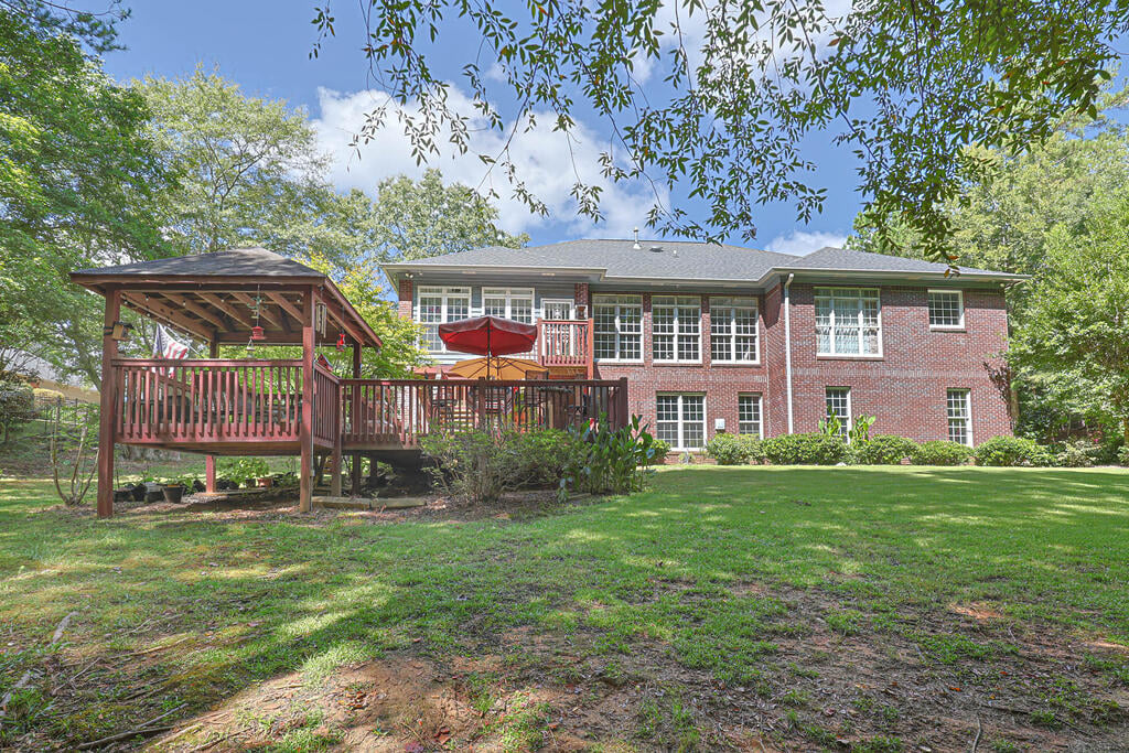 8846 Greenleaf Dr, Columbus, GA 31904