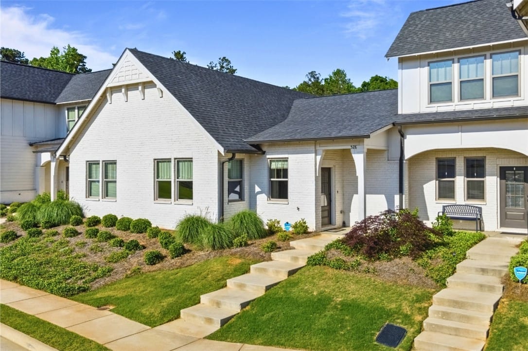 528 Grey Oak Cir, Auburn, AL 36830