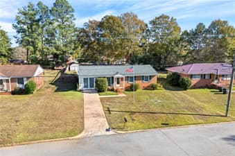 1605 JOLLIT, Opelika, AL, 36801