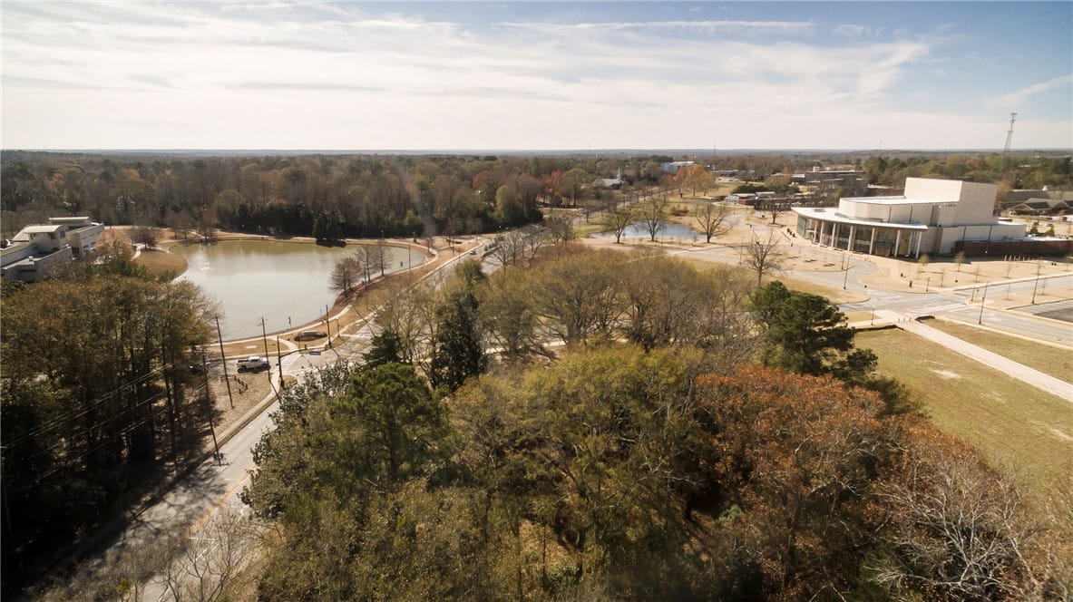 828 COLLEGE, AUBURN, AL, 36830