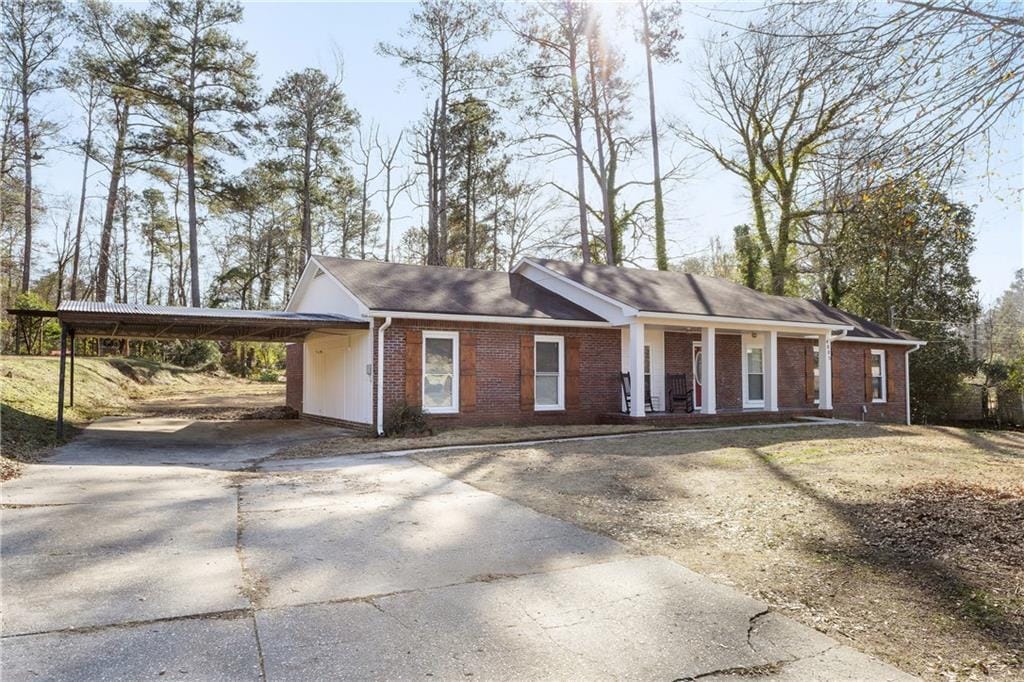 Lee Road, 4805 Poyner Ct, Phenix City, AL 36870