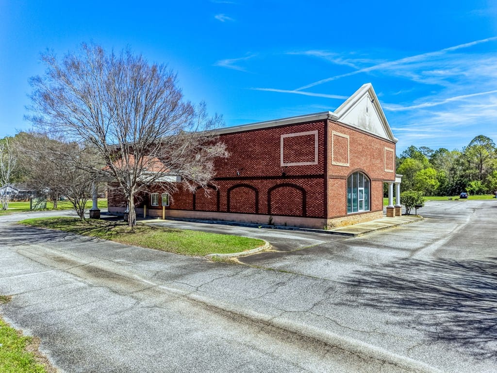 2007 Gillionville Rd, Albany, GA 31707