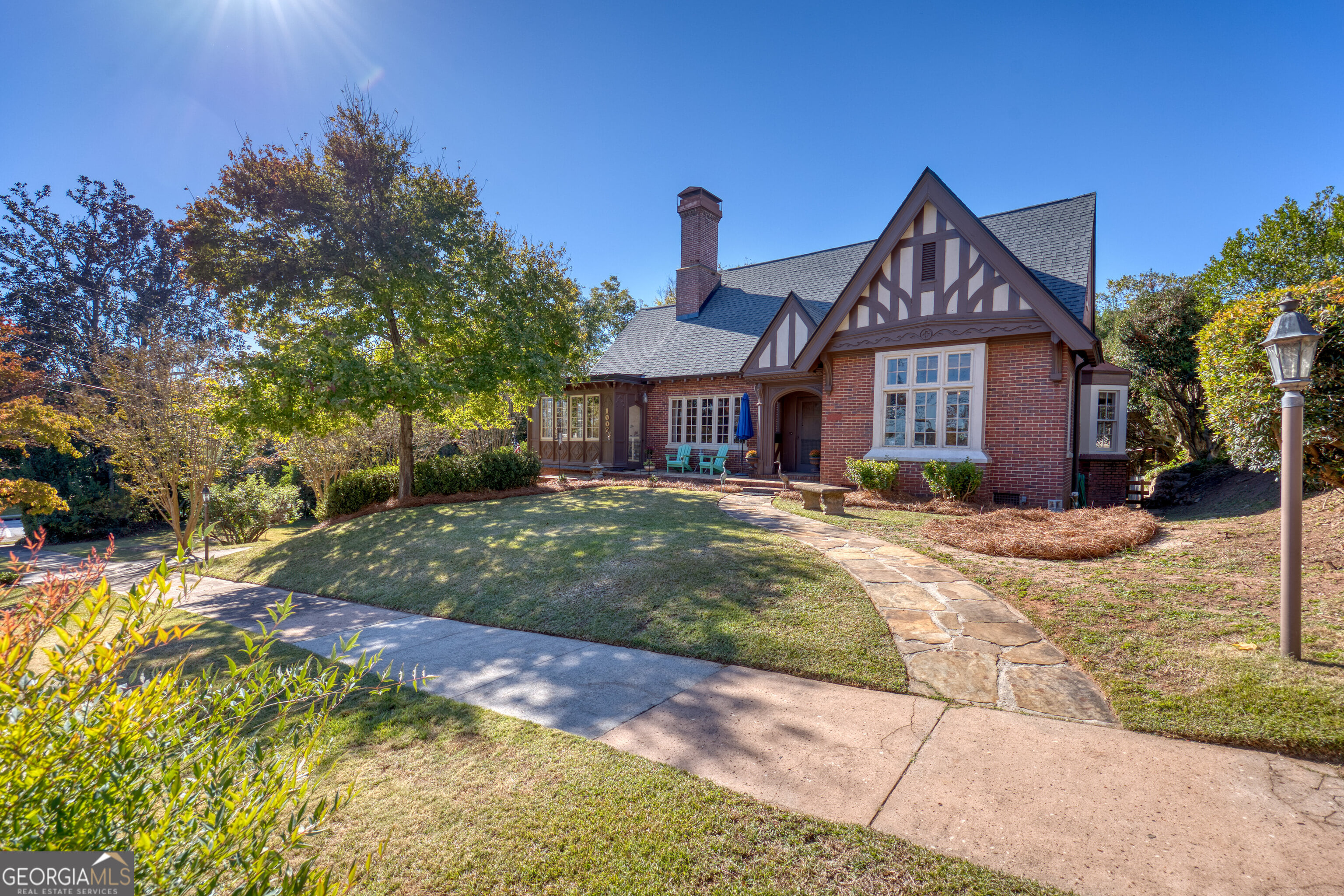 1007 E 4th St, West Point, GA 31833
