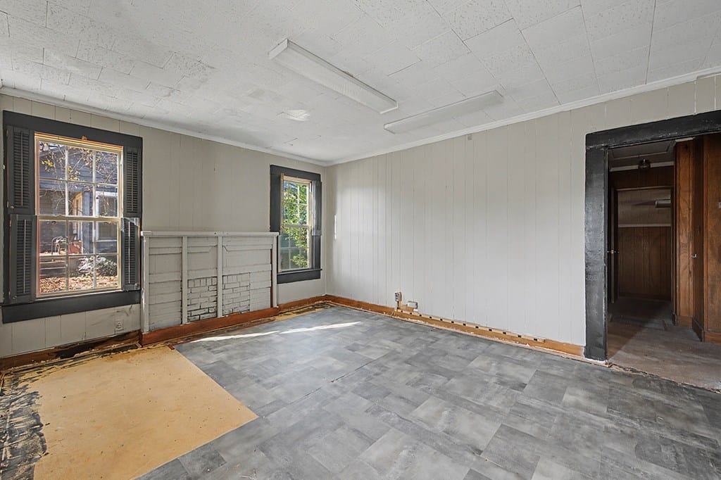 12837 Magnolia St, Blakely, GA 39823