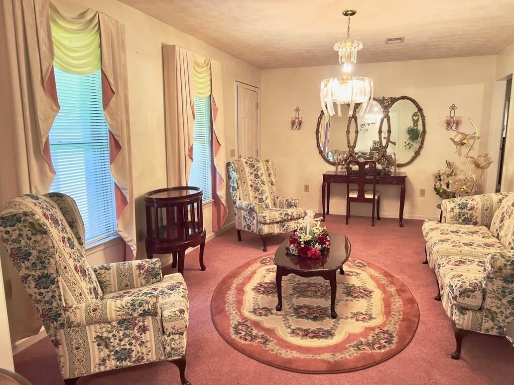 214 Collier St, Hogansville, GA 30230