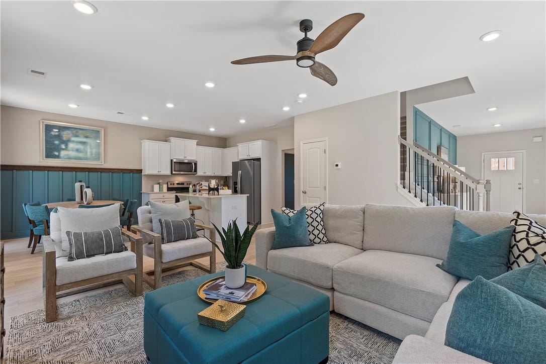 727 Lismore Drive, Opelika, AL, 36804 — Photo 3