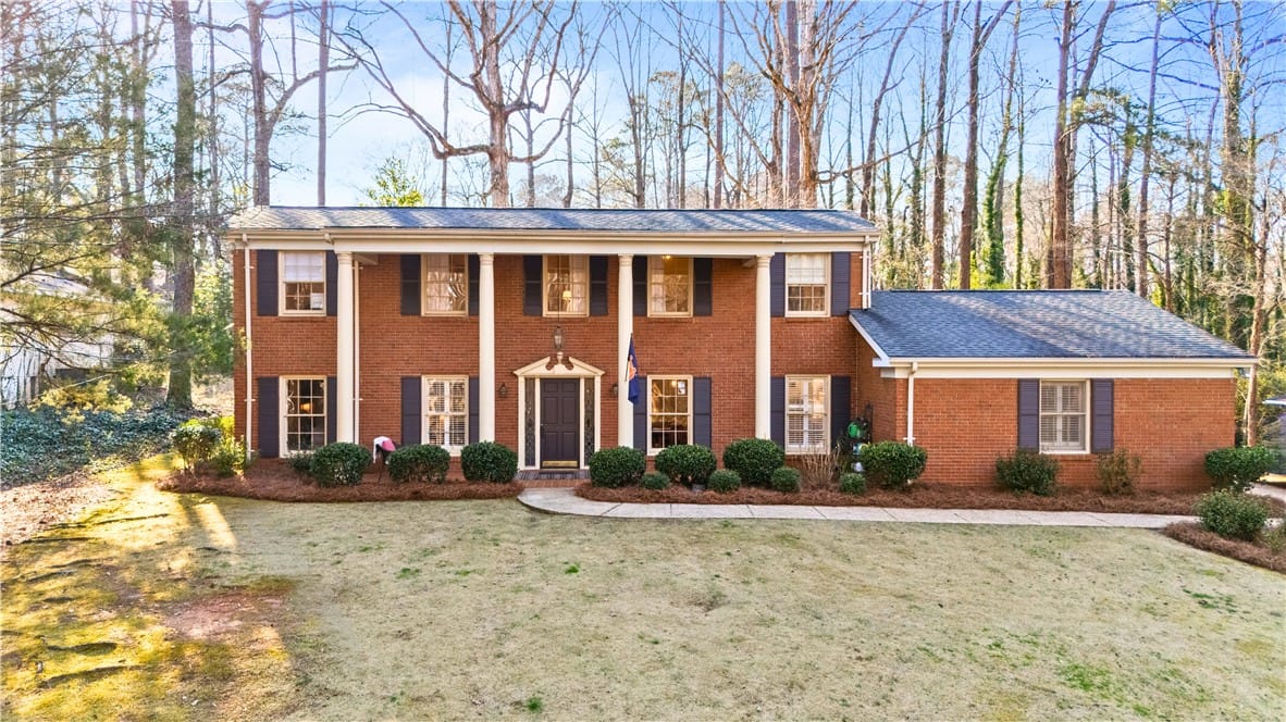 1313 Hickory Ln, Auburn, AL 36830