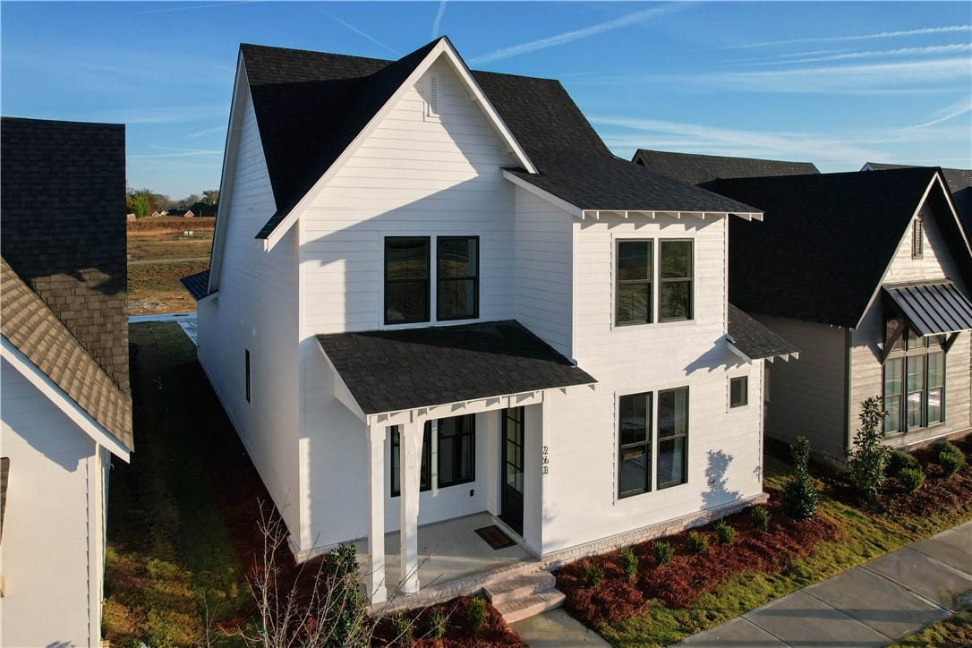 208 BOTTLE, Auburn, AL, 36830, 4bed 2.5bath - Primary on the Main Level -Example