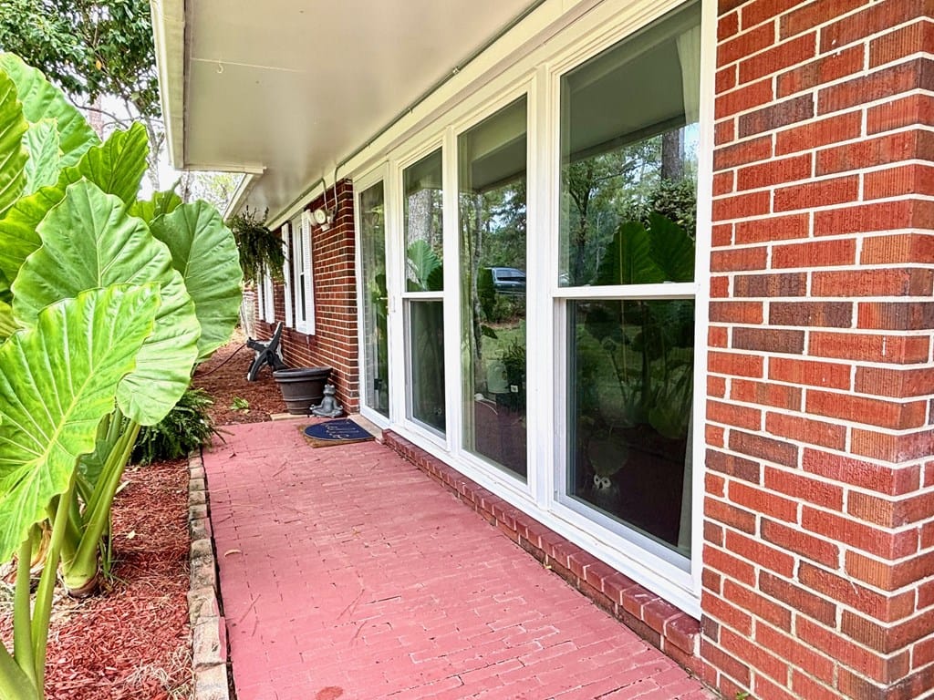 2212 Pembroke Dr, Albany, GA 31707