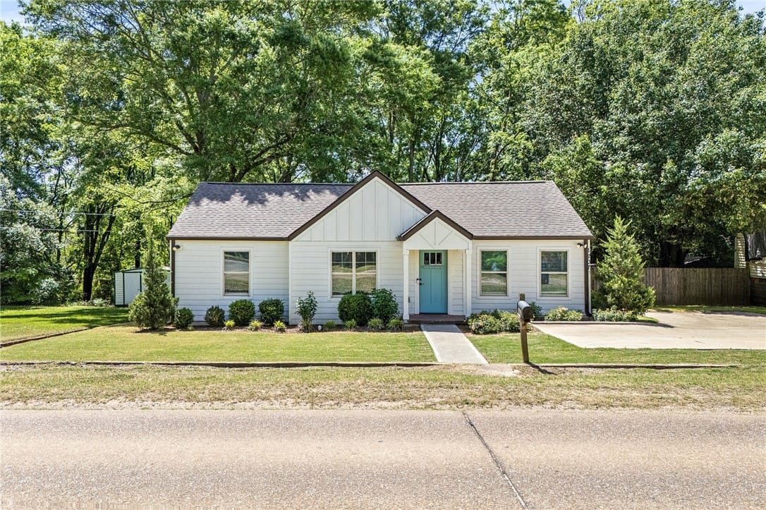 1207 Fitzpatrick Avenue, Opelika, AL, 36801