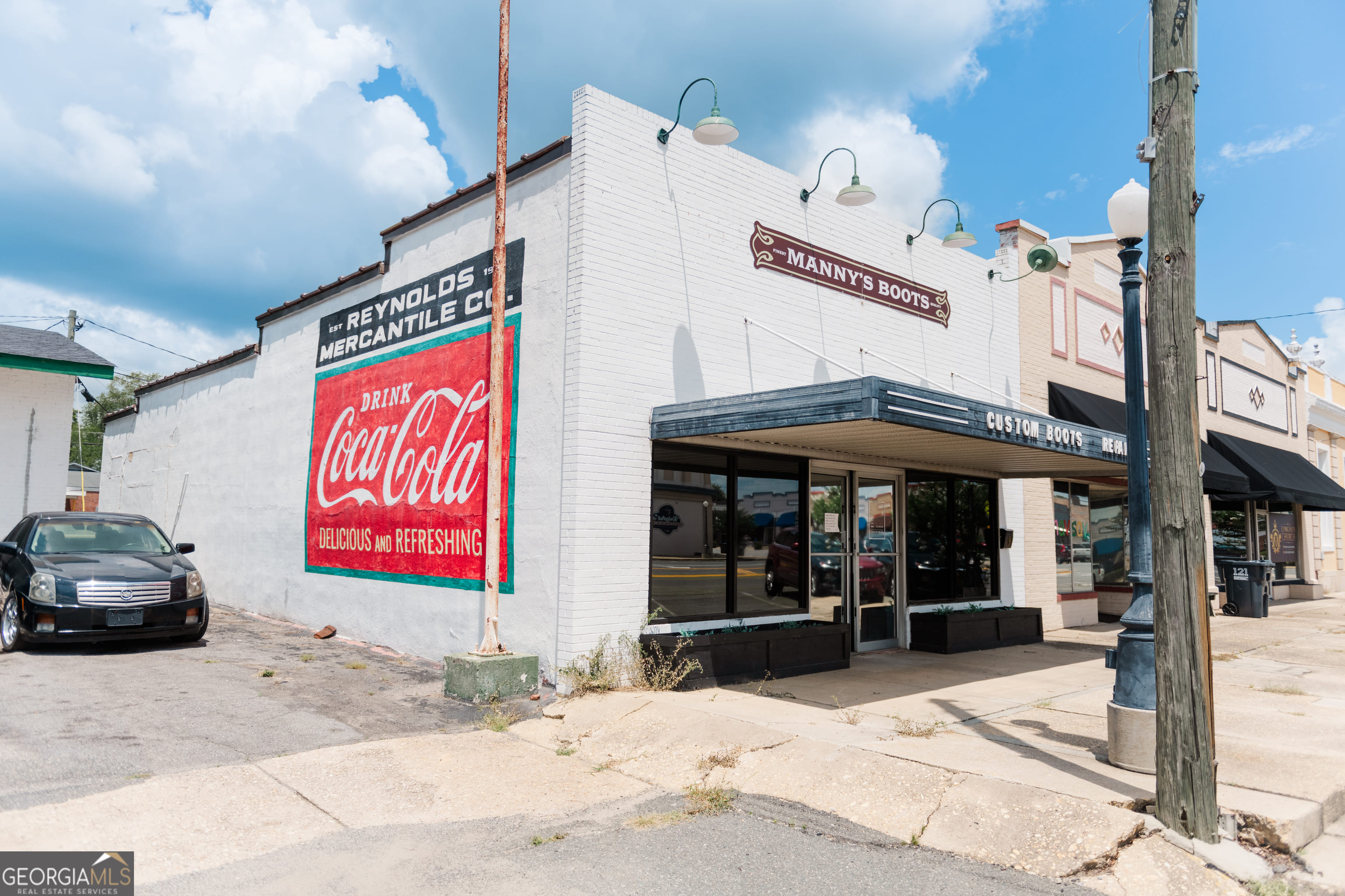 9 N Winston St, Reynolds, GA 31076