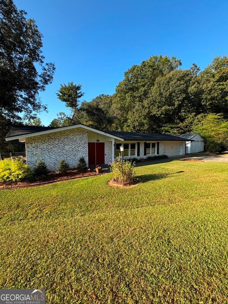 2058 Welcome Rd, Newnan, GA 30263