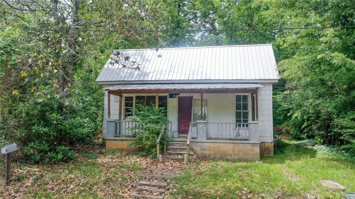 202 SMITH, Opelika, AL, 36801