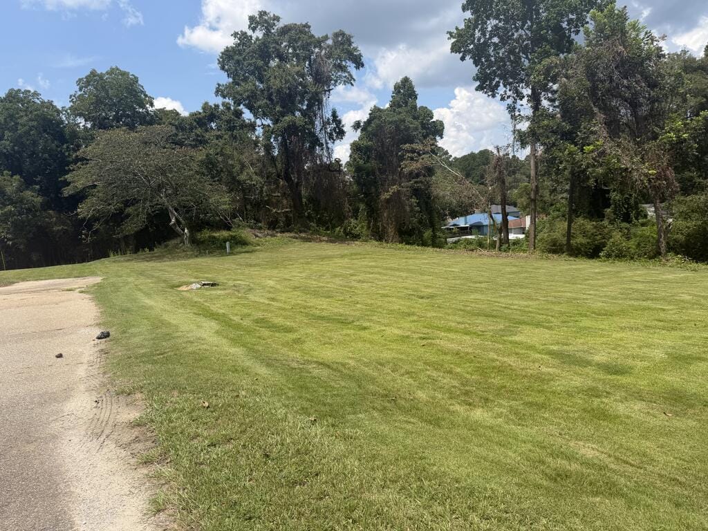 7725 Lloyd Rd, Columbus, GA 31909