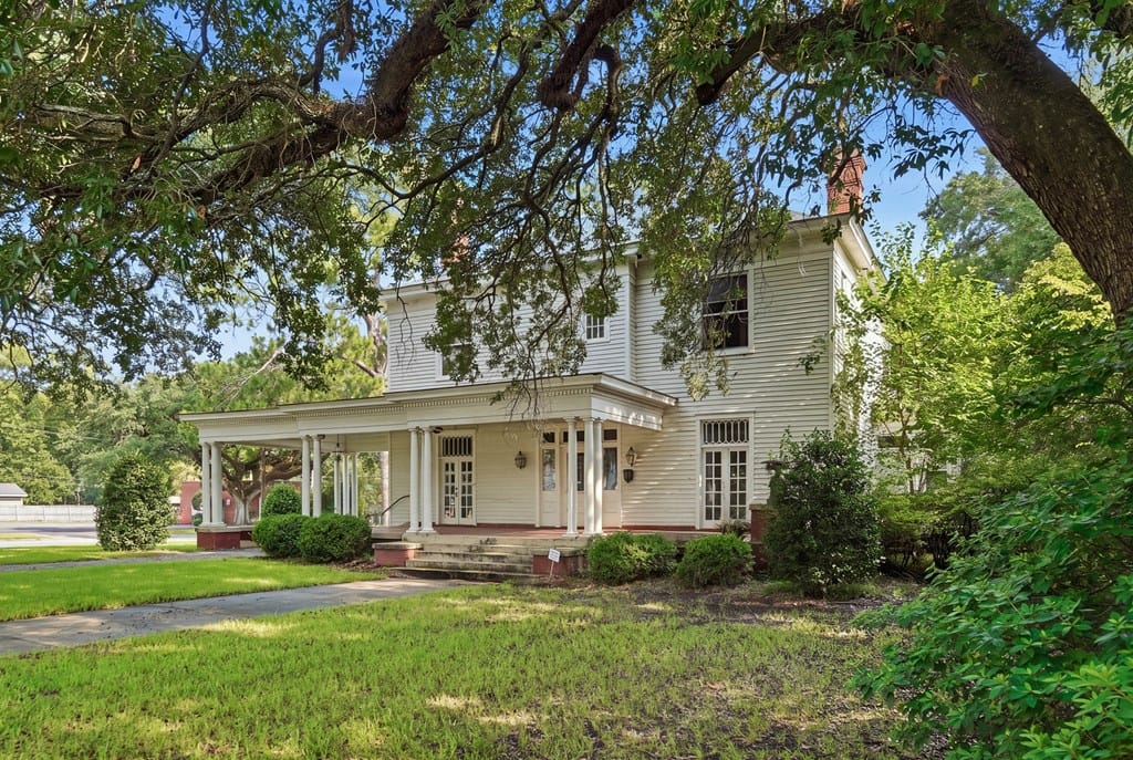 533 Pine Ave, Albany, GA 31701