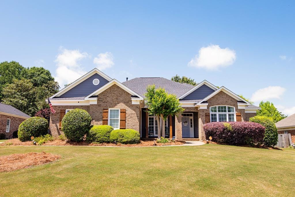 110 Buckhead Dr, Smiths Station, AL 36877