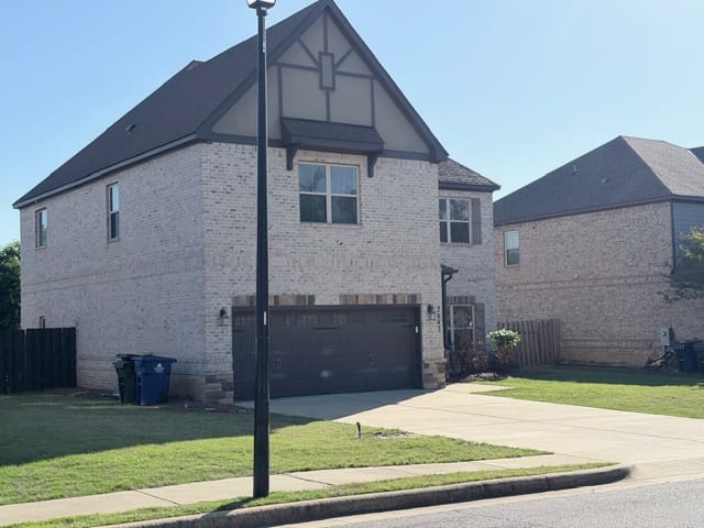 2643 Salford Street, Auburn, AL, 36832 — Photo 2