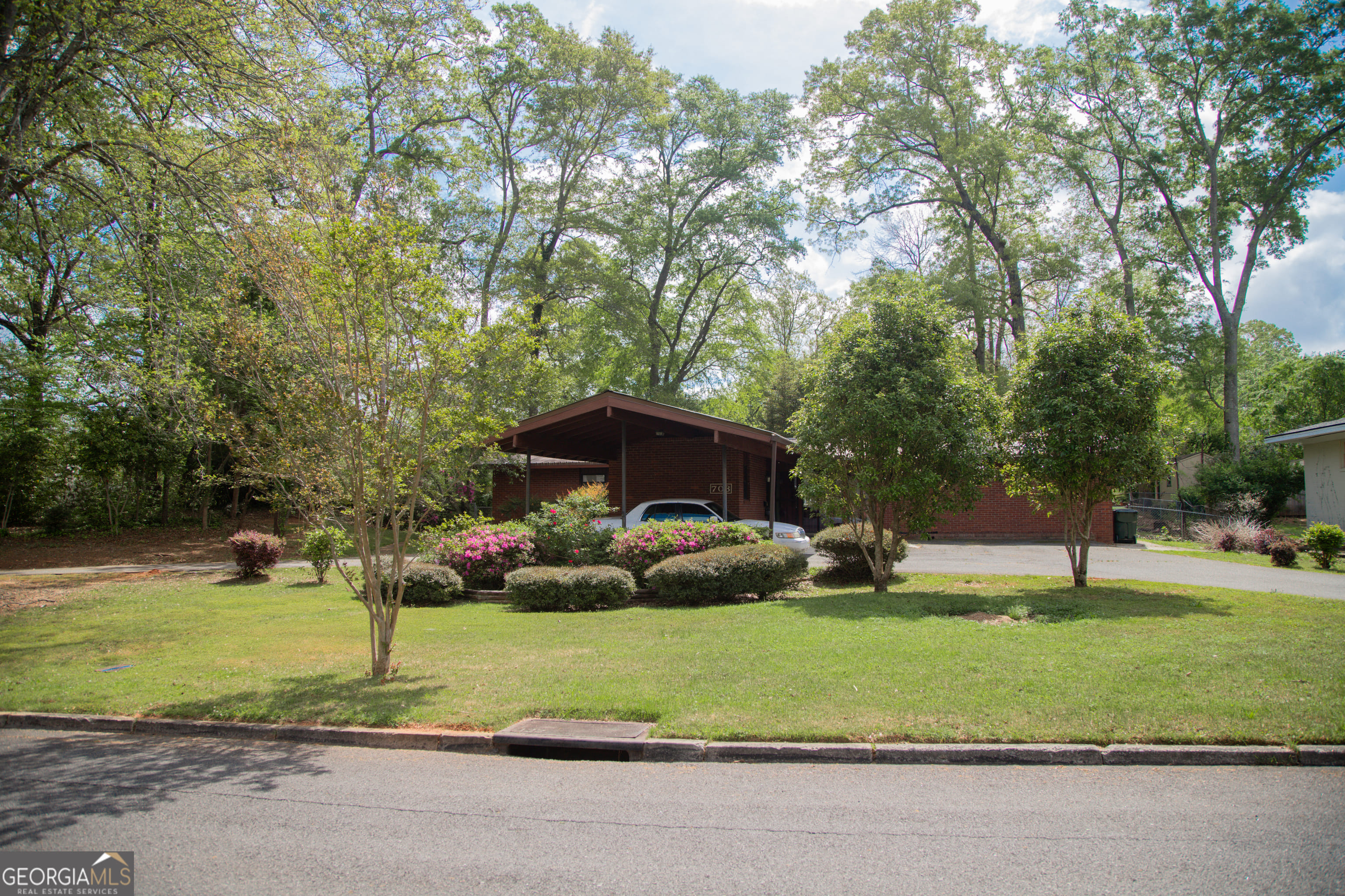 703 Greenwood Rd, Thomaston, GA 30286