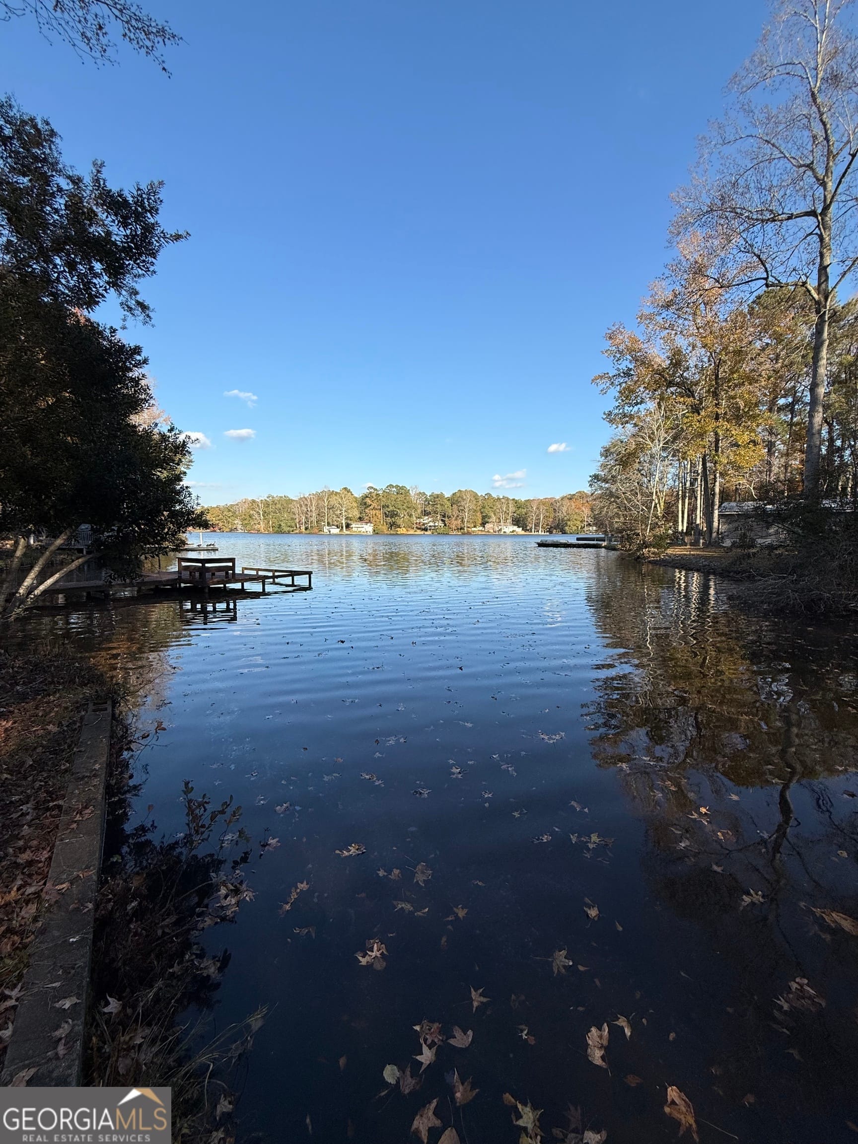 215 Poplar Cir, West Point, GA 31833