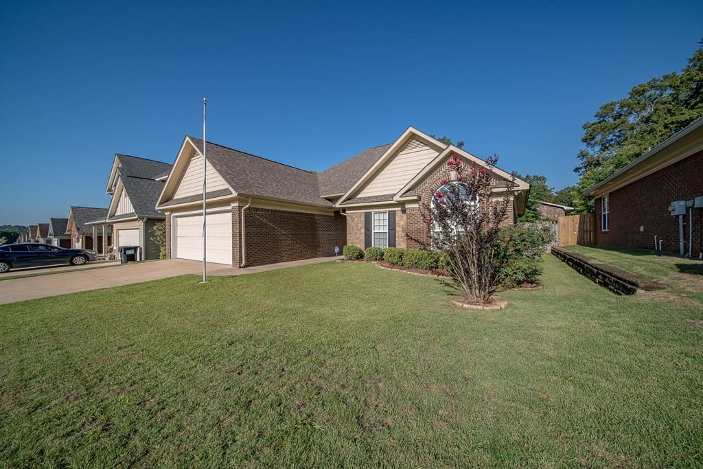 1931 Westminster Drive, Phenix City, AL, 36870 — Photo 2