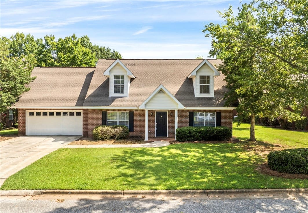 1868 Hillbrook Cir, Auburn, AL 36830